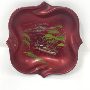 Vintage Red Lacquer Panama Canal Ashtray Handpainted Scene Souvenir Trinket Tray